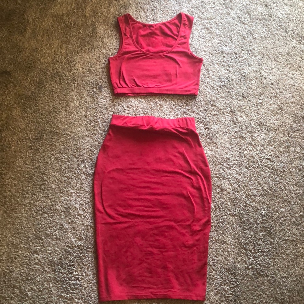 Sold! Sold! Going Out 2PC Set